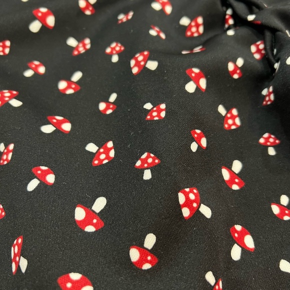 Hot Topic Mushroom Design Skirt - Picture 3 of 6